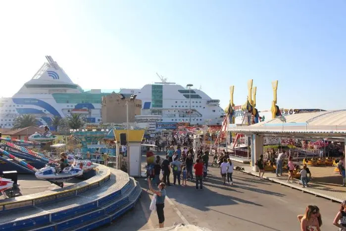 Luna Park a Porto Torres (foto Pala)