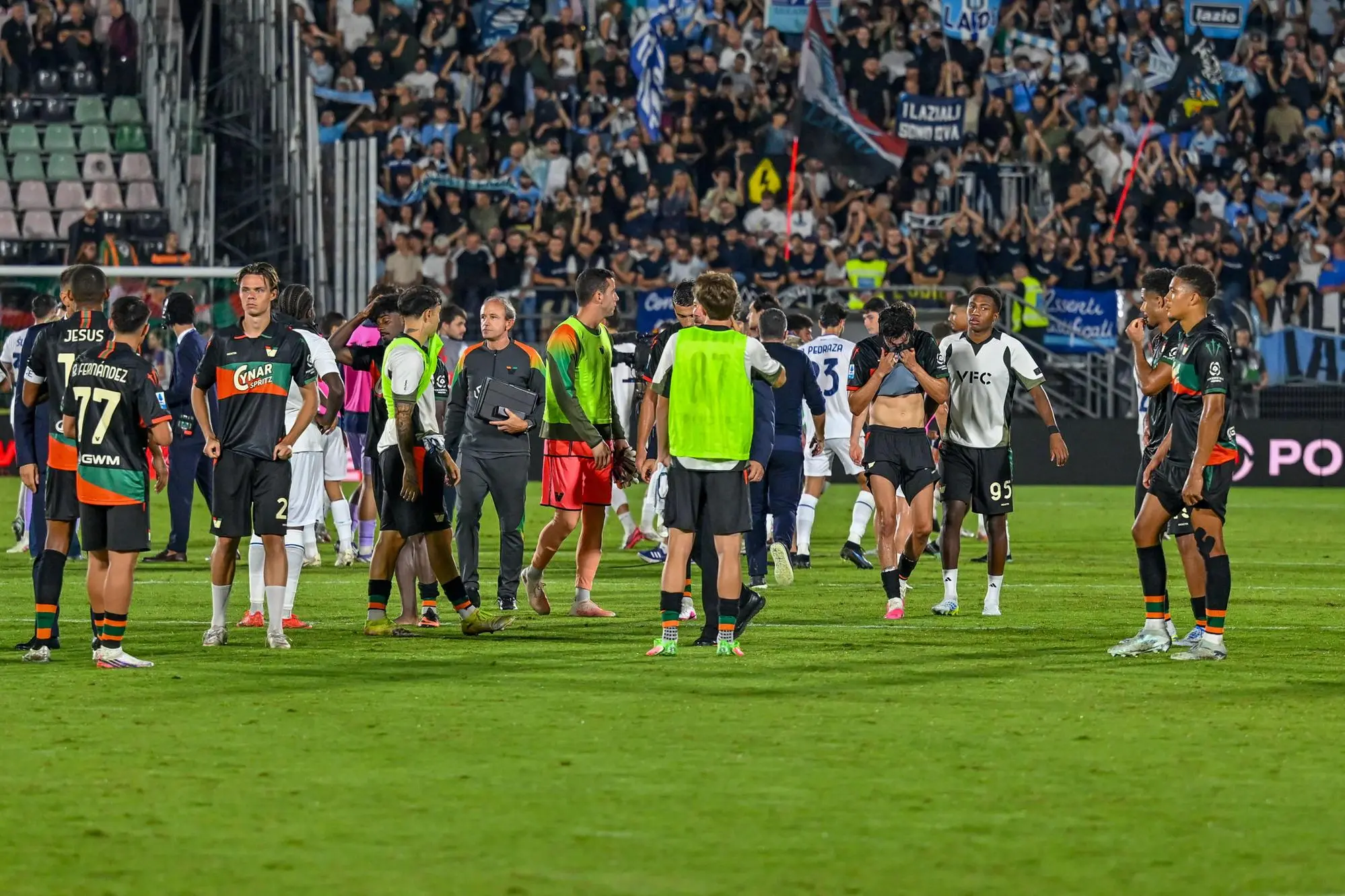 Il Venezia, la squadra che ha utilizzato più stranieri nell'avvio di Serie A (foto Ansa)