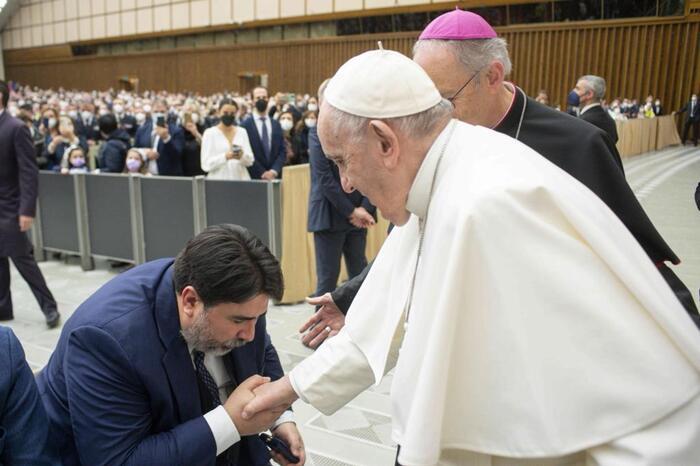 Solinas in udienza da Papa Francesco: “Gli ho chiesto una preghiera per la Sardegna e per i sardi”