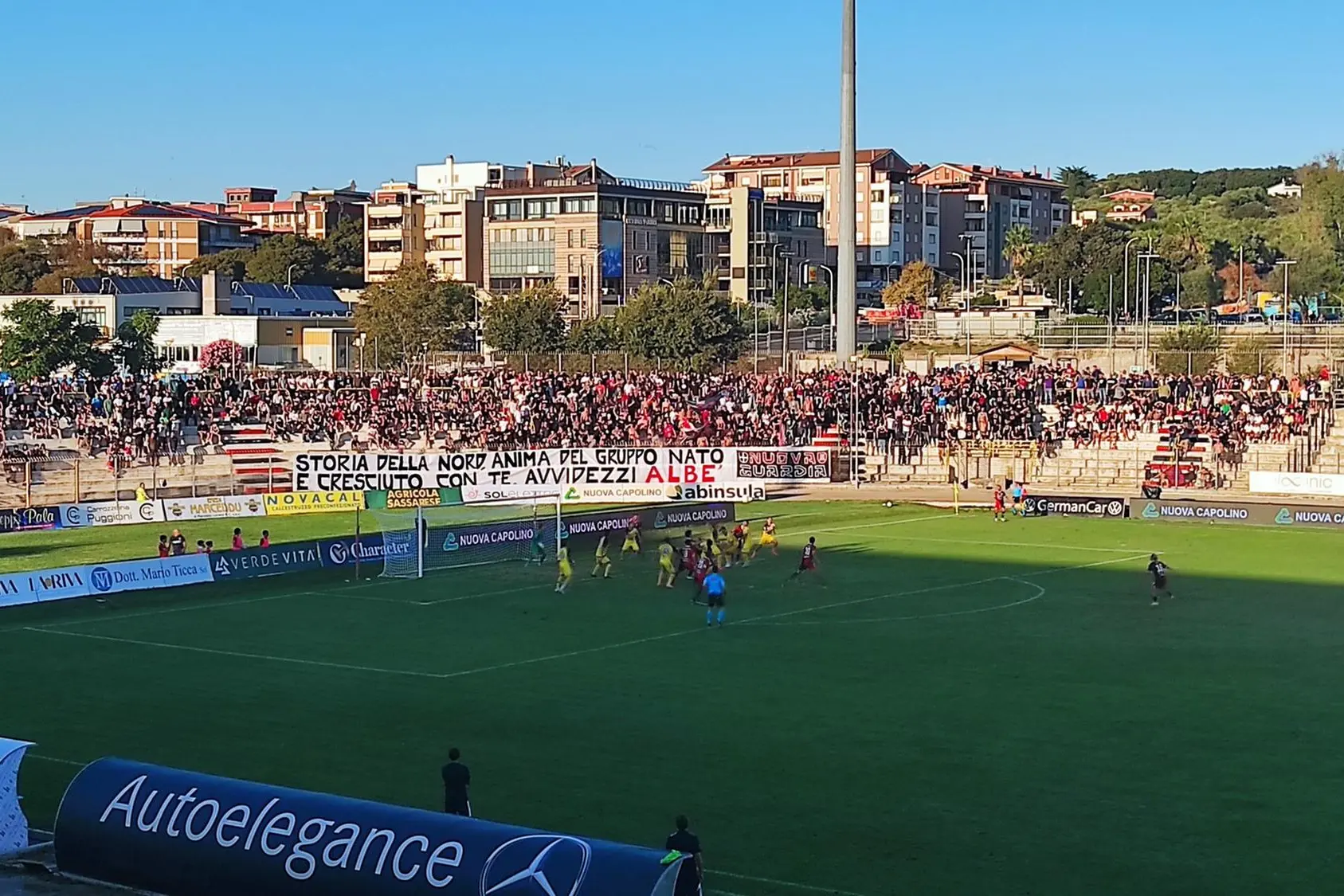 Una rara azione della Torres (foto G. Marras)