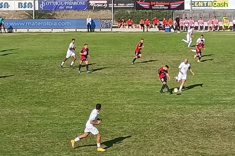 Un'immagine di Christophe Renault durante una partita dell'Olbia (foto Ilenia Giagnoni)