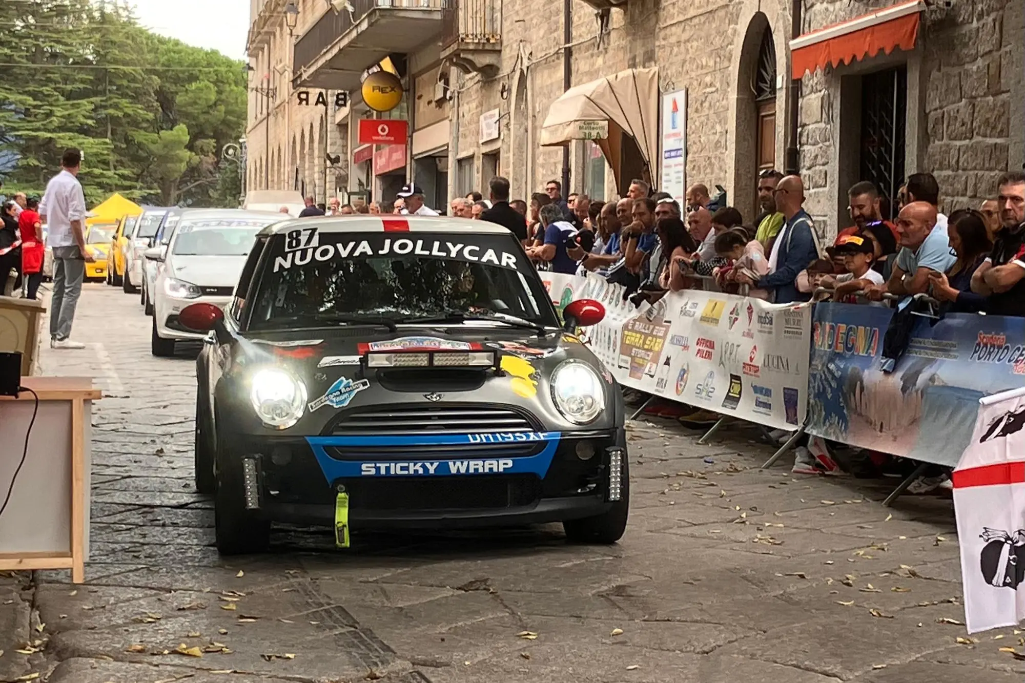 Francesco Fois al via del 10º Rally Terra Sarda (foto Vanna Chessa)