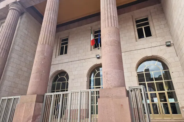 Il tribunale di Sassari (foto Floris)