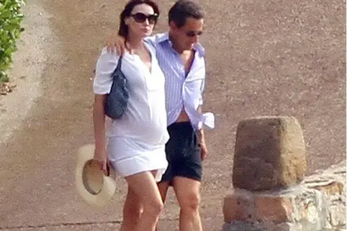Il presidente francese e sua moglie in vacanza nella residenza di Bormes Les Mimosas