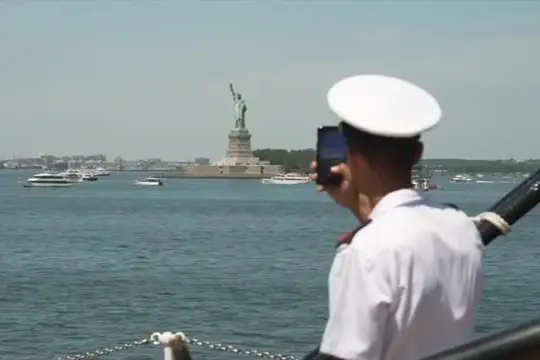 Nave Amerigo Vespucci a New York, la spettacolare parata sull'Hudson