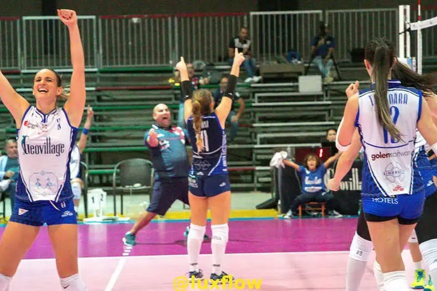 L'Hermea Olbia festeggia la vittoria sul Pinerolo (Foto Hermaea)