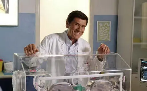 Gianni Morandi sul set de &quot;L'isola di Pietro&quot;