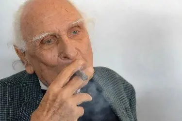Marco Pannella con il sigaro