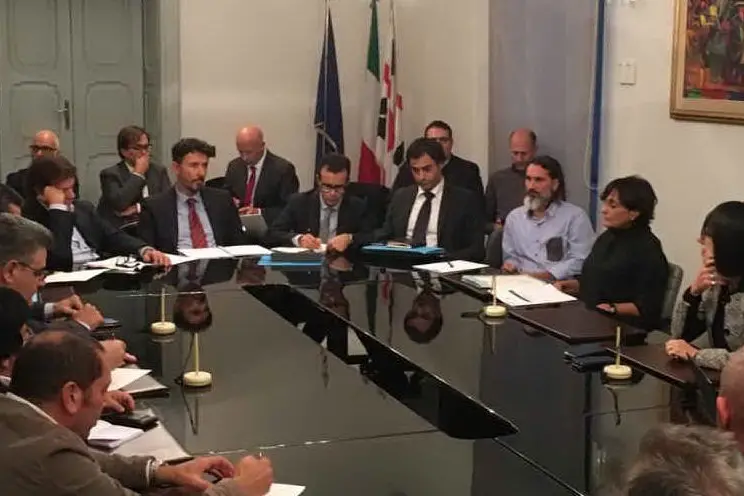 La riunione a Sassari (foto Mariangela Pala)