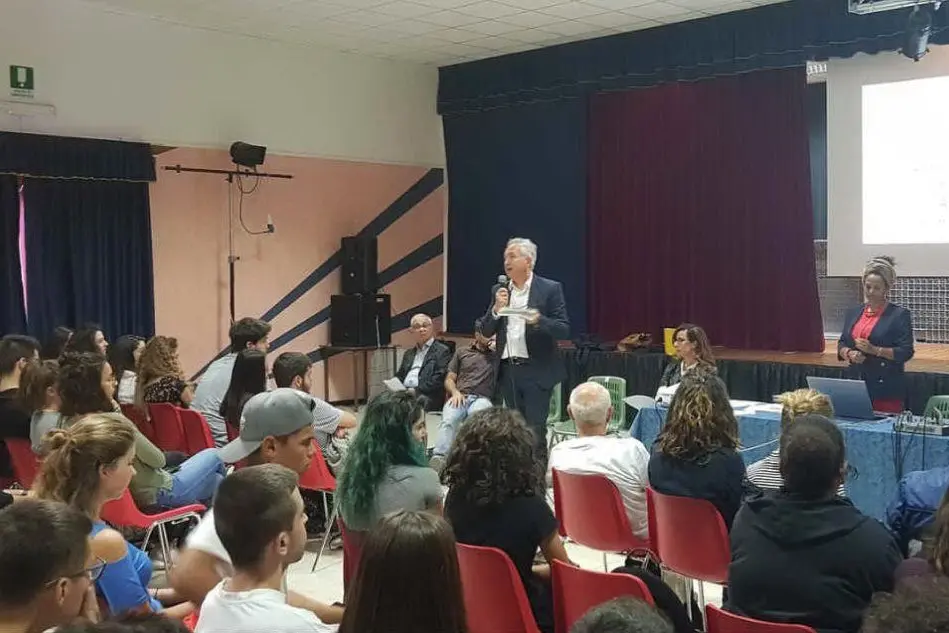 L'incontro ad Alghero (Foto Ufficio Stampa Regione Sardegna)