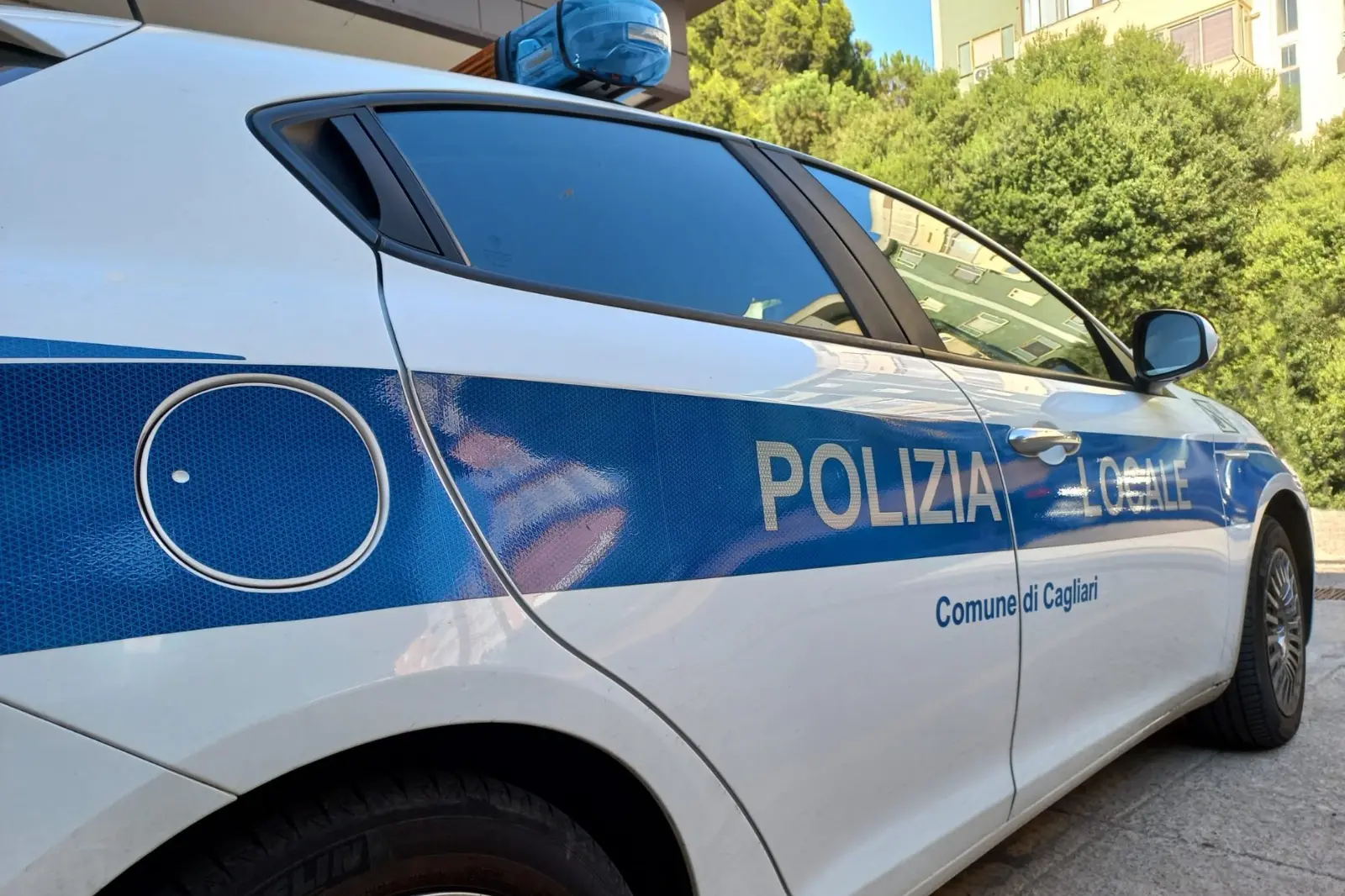 Beleidigungen der örtlichen Polizei, gemeldet 56-Jähriger in Cagliari (Foto örtliche Polizei)