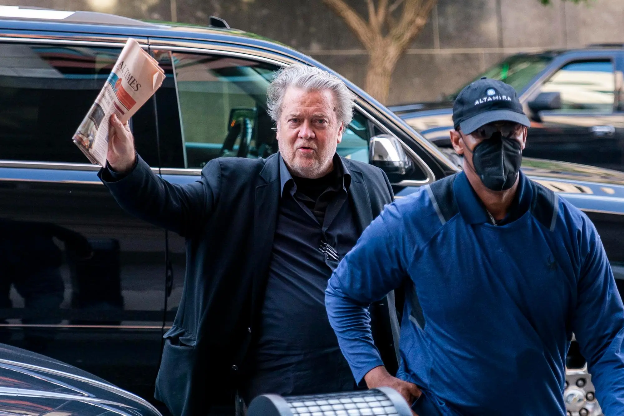 epa10086246 Steve Bannon (L), former advisor to President Trump, arrives at the Federal Courthouse in Washington, DC, USA, 22 July 2022. Bannon faces two criminal charges for his failure to comply with subpoenas from the House Select Committee to Investigate the January 6 Attack on the Capitol. EPA/SHAWN THEW