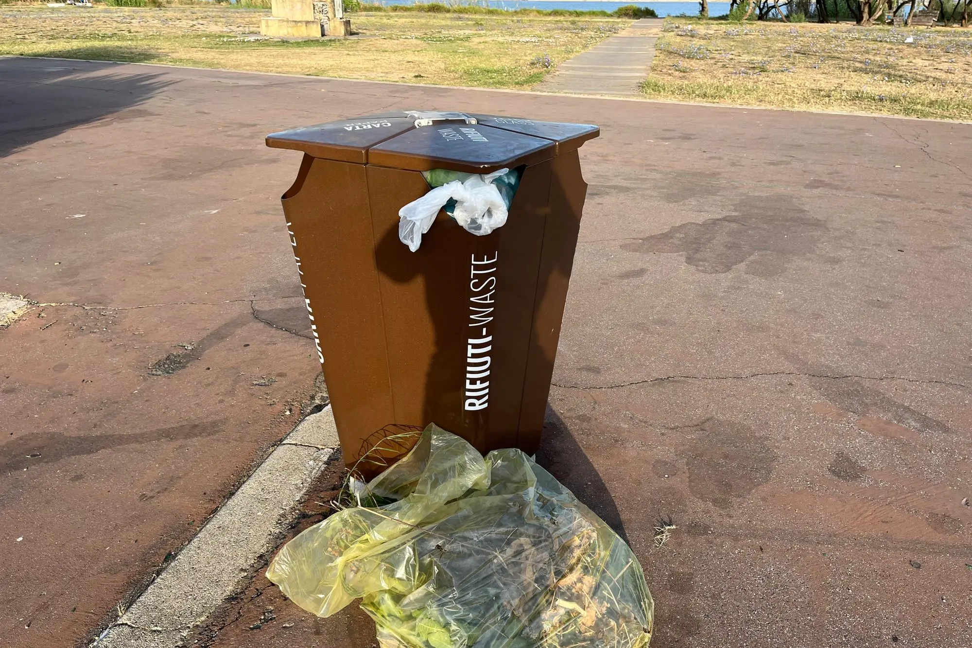 Un cestino (Foto Sara Pinna)