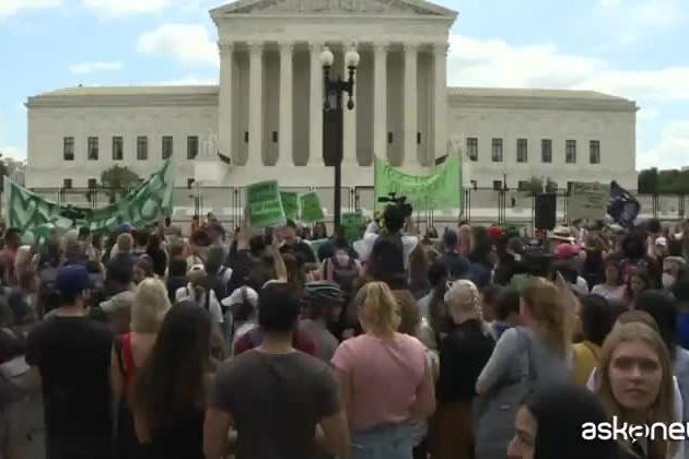 La Corte Suprema Usa cancella il diritto federale all'aborto
