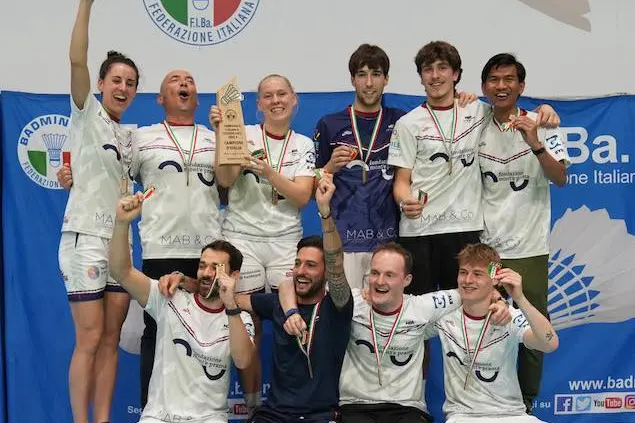 La festa dopo lo scudetto a Milano