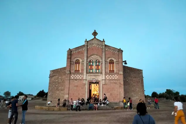 Il Santuario di San Costantino a Pozzomaggiore (foto Antonio Caria)