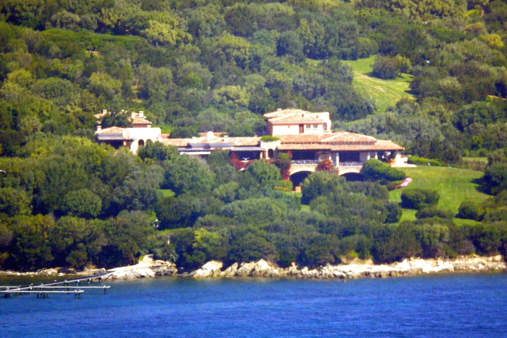 Villa Certosa vista dal mare