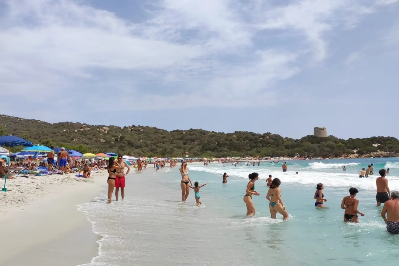 La spiaggia di Cal'e Pira (L'Unione Sarda - Andrea Serreli)