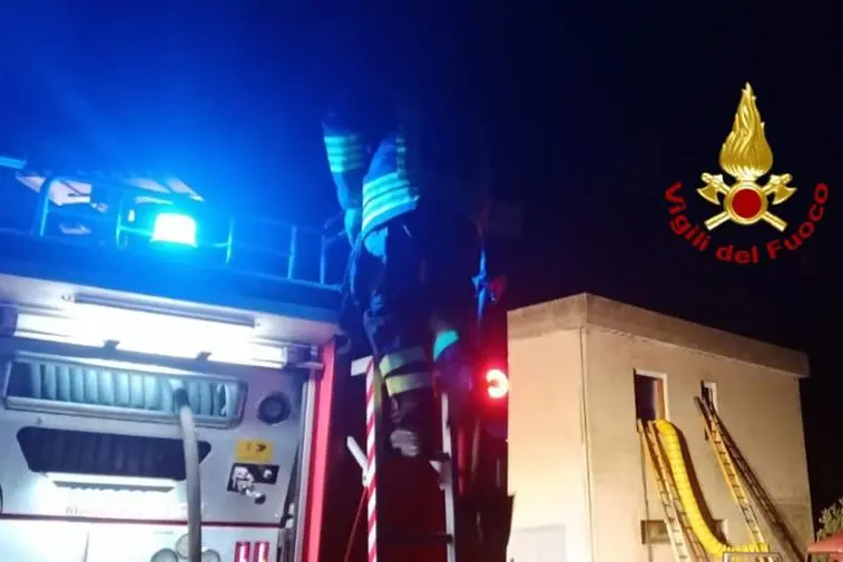 Un intervento (foto Vigili del fuoco)