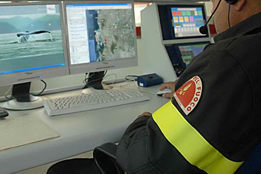 La sala operativa dei Vigili del fuoco (Archivio L'Unione Sarda - Chergia)