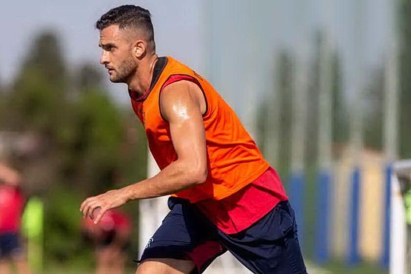 Babis Lykogiannis durante un allenamento (foto Cagliari Calcio)