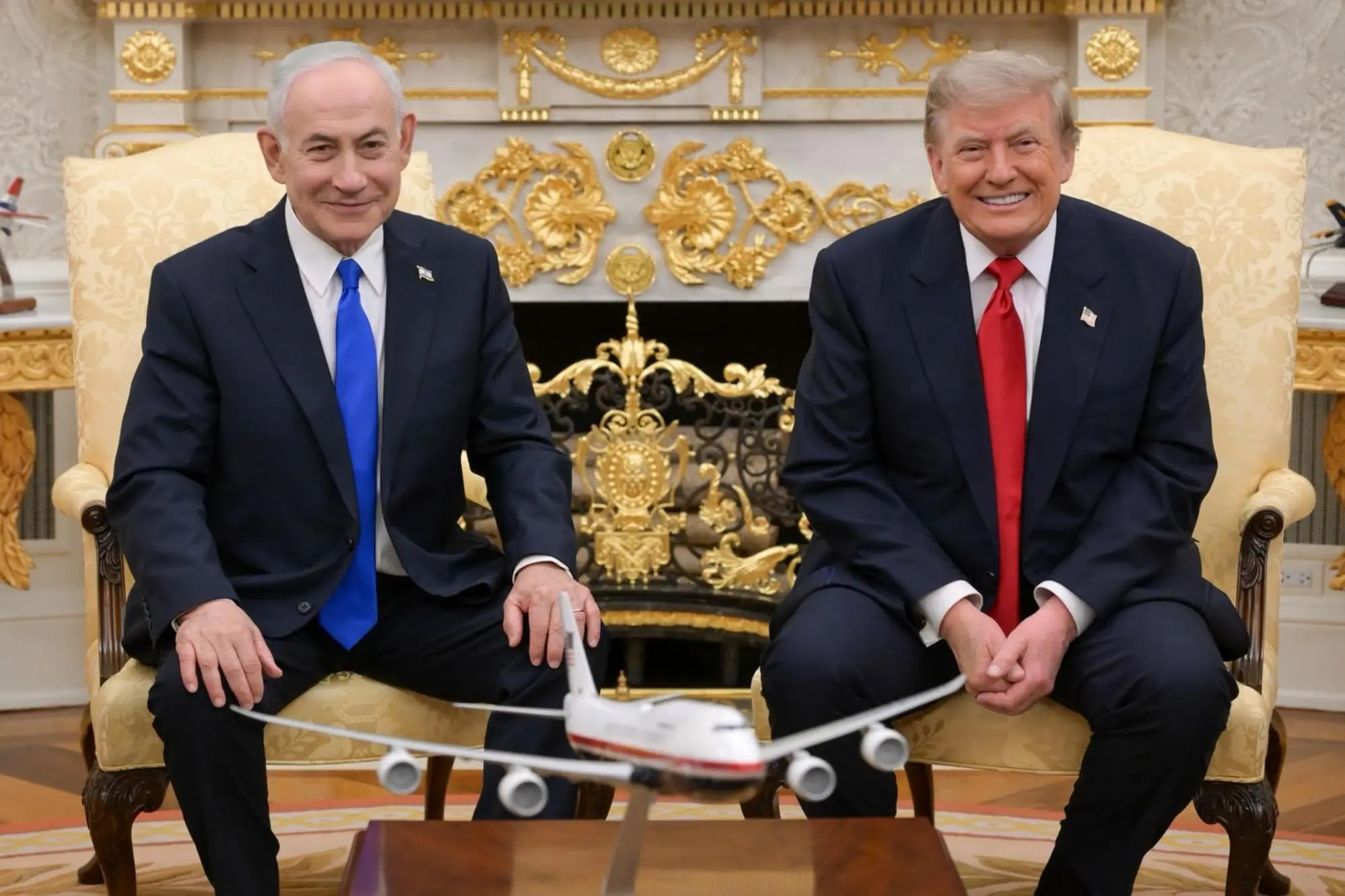 Wsj: «Trump ha ordinato un nuovo attacco all’Iran». Teheran: «Follia, risponderemo» Il premier israeliano Benyamin Netanyahu (s) alla Casa Bianca per l'incontro con il presidente Usa Donald Trump, Washington, 28 luglio 2026 ANSA / Ufficio stampa Netanyahu ++FOTO DIFFUSA DALL'UFFICIO STAMPA - USARE SOLO PER ILLUSTRARE OGGI LA NOTIZIA INDICATA NEL TITOLO - NON ARCHIVIARE – FOTO NON IN VENDITA - DA USARE SOLO PER FINI GIORNALISTICI - NPK+++