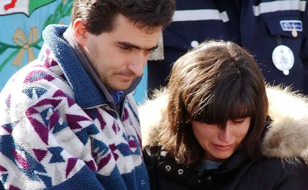 Stefano Lorenzi e Annamaria Franzoni ai funerali del piccolo Samuele