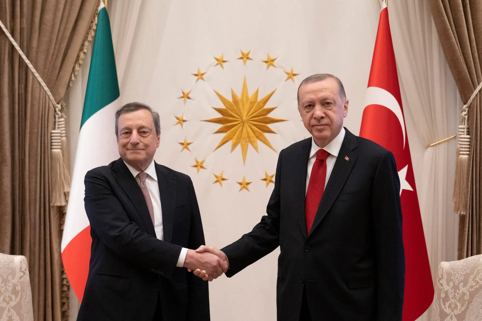 Erdogan e Draghi (Ansa)