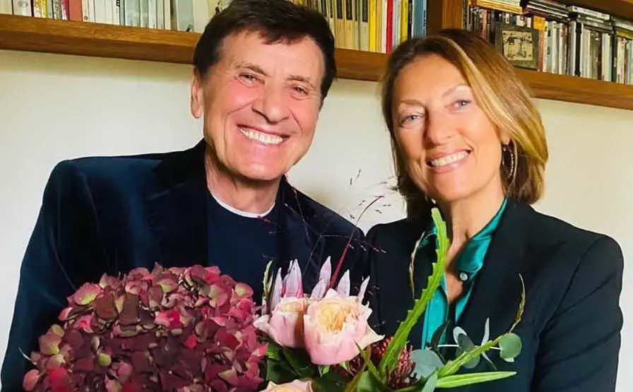 #AccaddeOggi: 10 novembre 2004, Gianni Morandi sposa Anna Dan