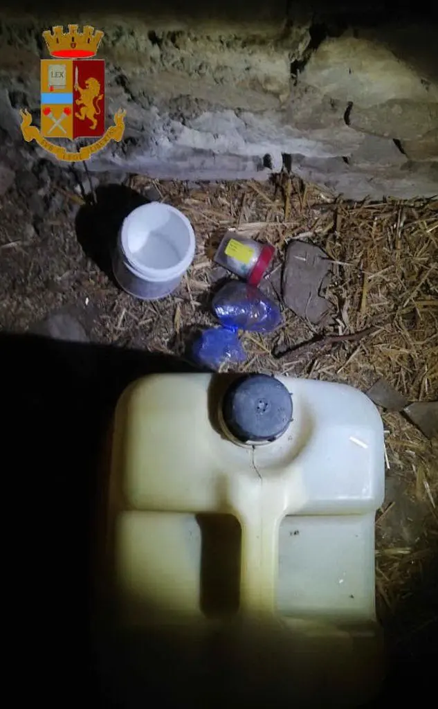Il ritrovamento a Guasila (foto questura)