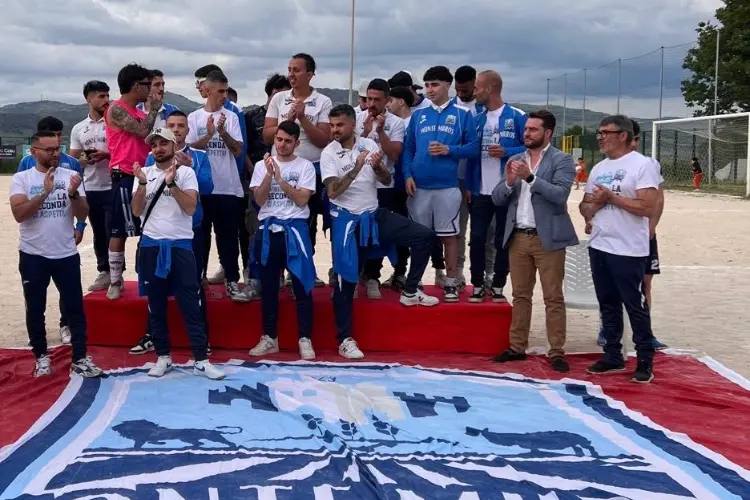 La squadra Asd Monte Muros (foto concessa)