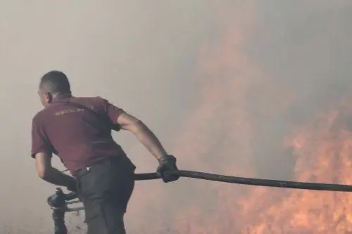 quartu incendio sant'isidoro - foto giuseppe ungari