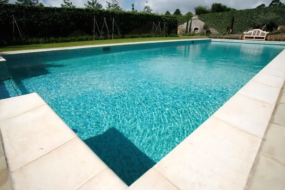 Una piscina
