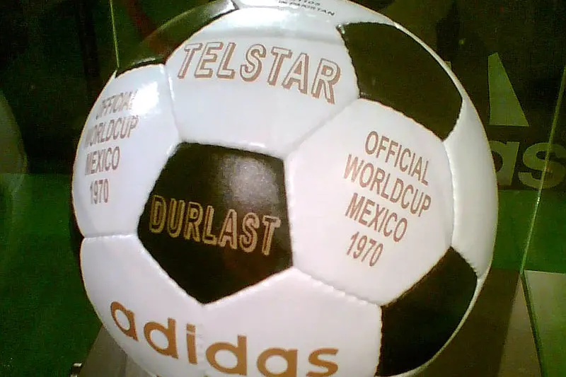 Il pallone di quei Mondiali