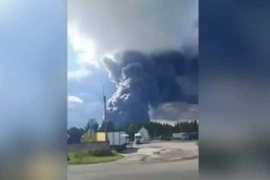 Ucraina, attacchi russi a Sumy, Kiev prende di mira sedi Wildberries