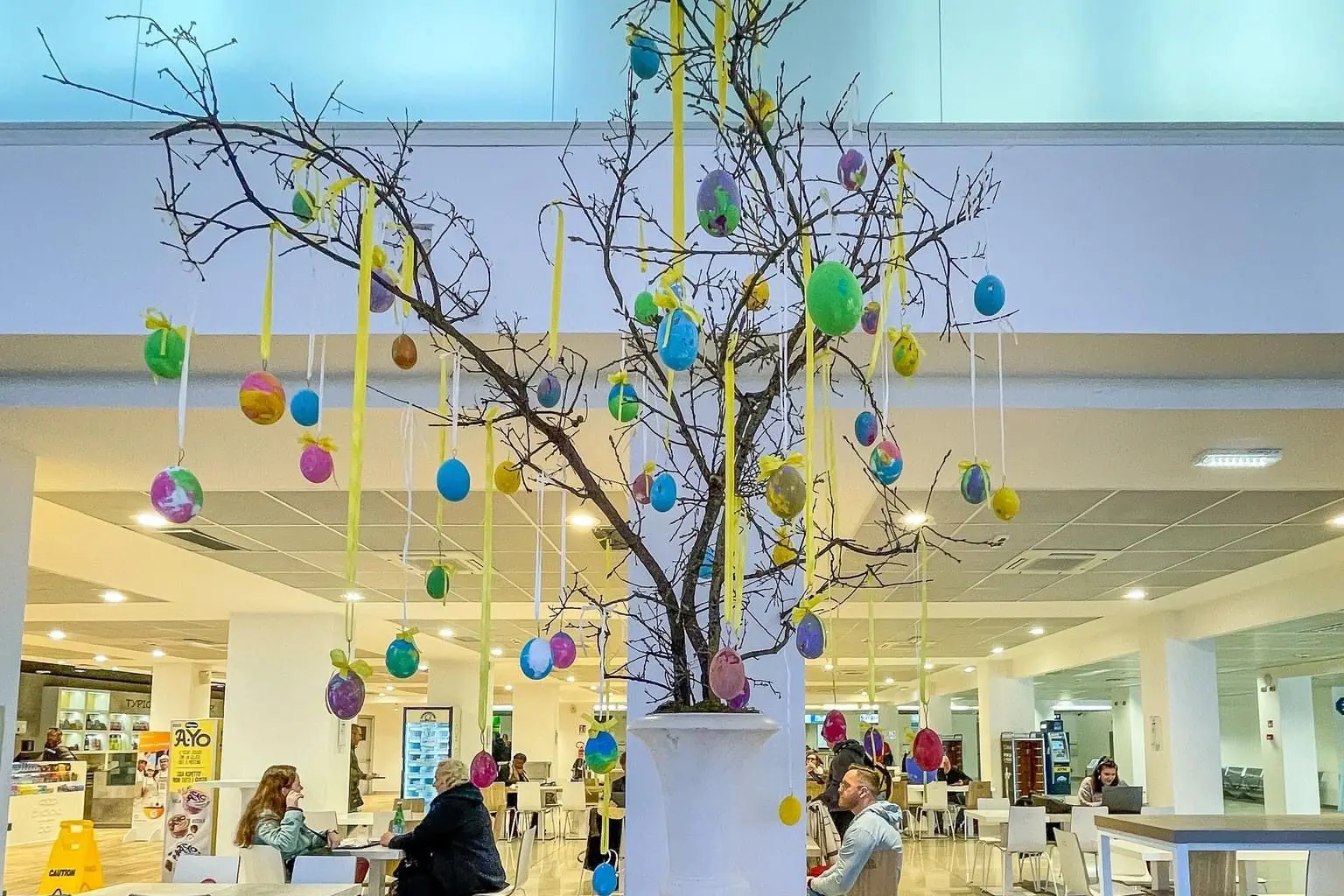 L'albero di Pasqua (foto Alghero Airport)