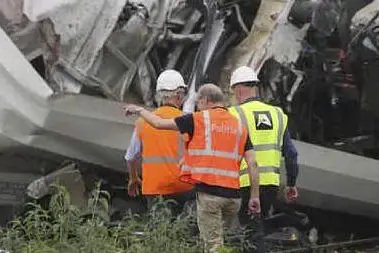 Incidente ferroviario in Belgio (foto Ansa/Epa)