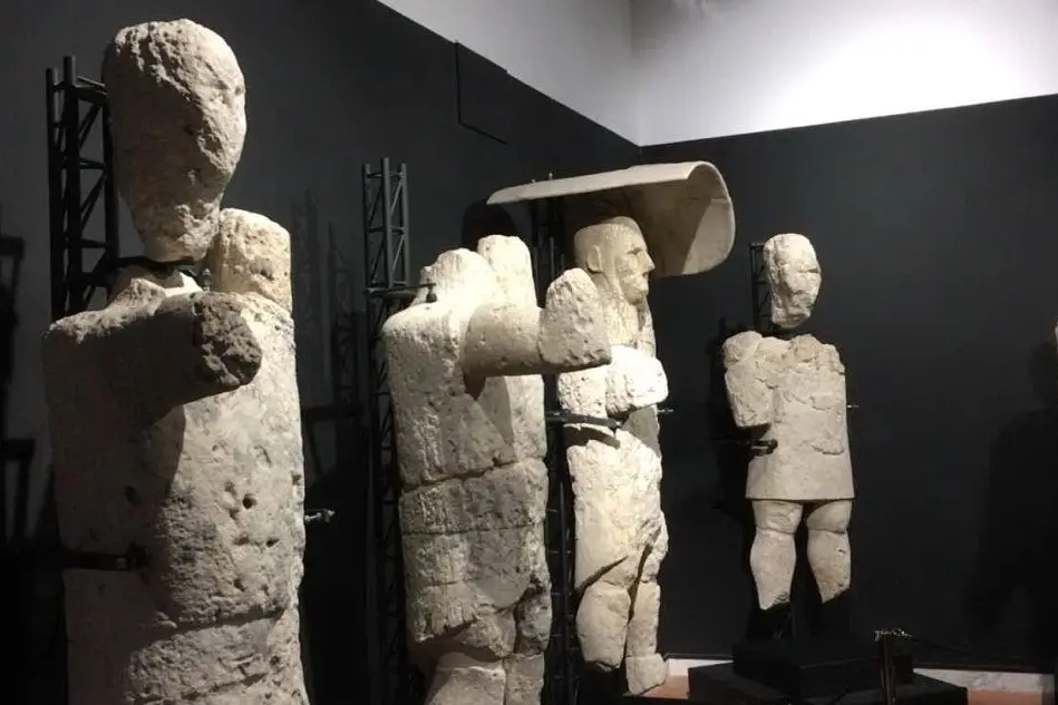 I Giganti esposti al museo di Cabras