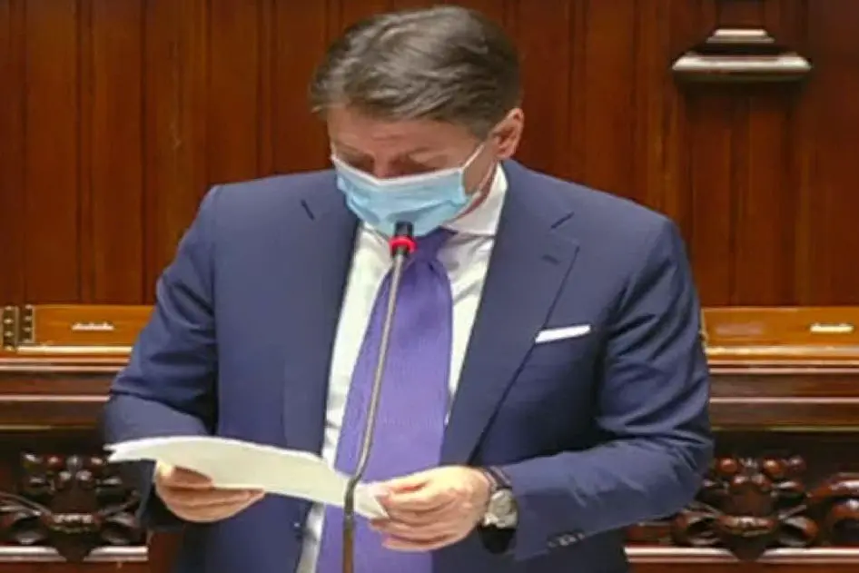 Giuseppe Conte nel suo intervento alal Camera (foto da frame video)
