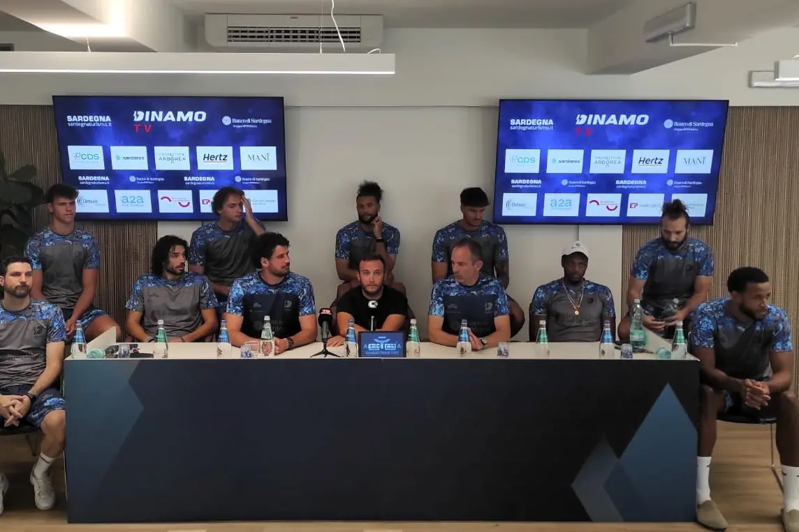 La presentazione della Dinamo (foto G. Marras)