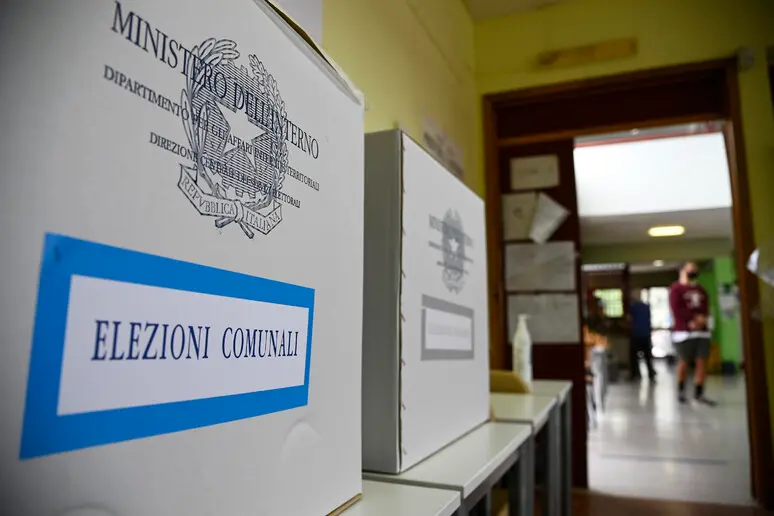 Un seggio elettorale