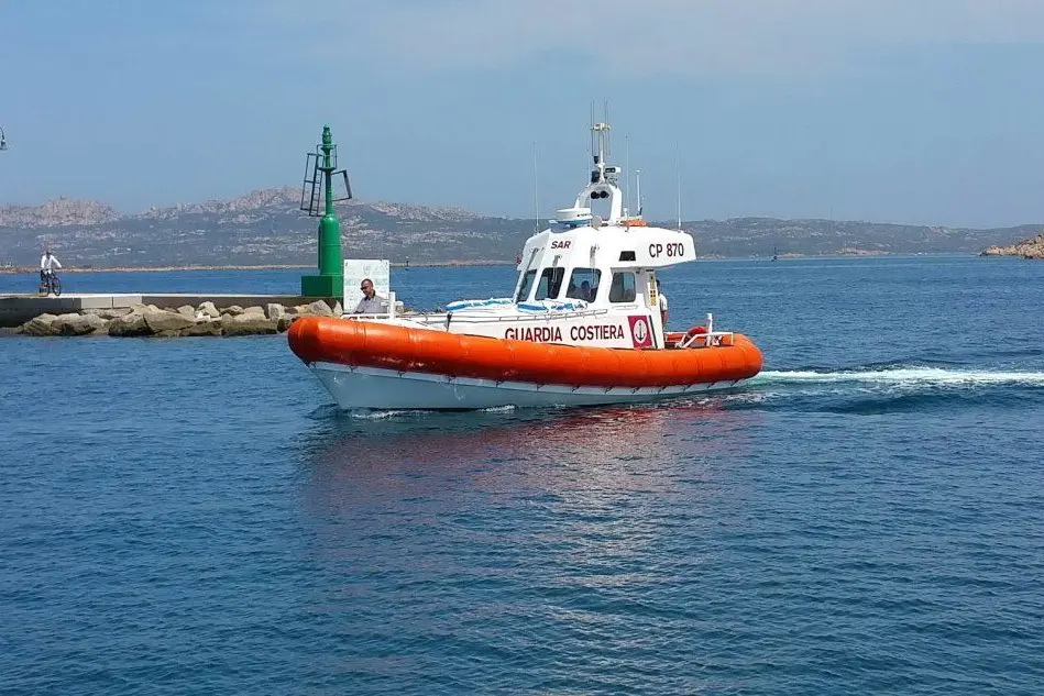 Una motovedetta a La Maddalena