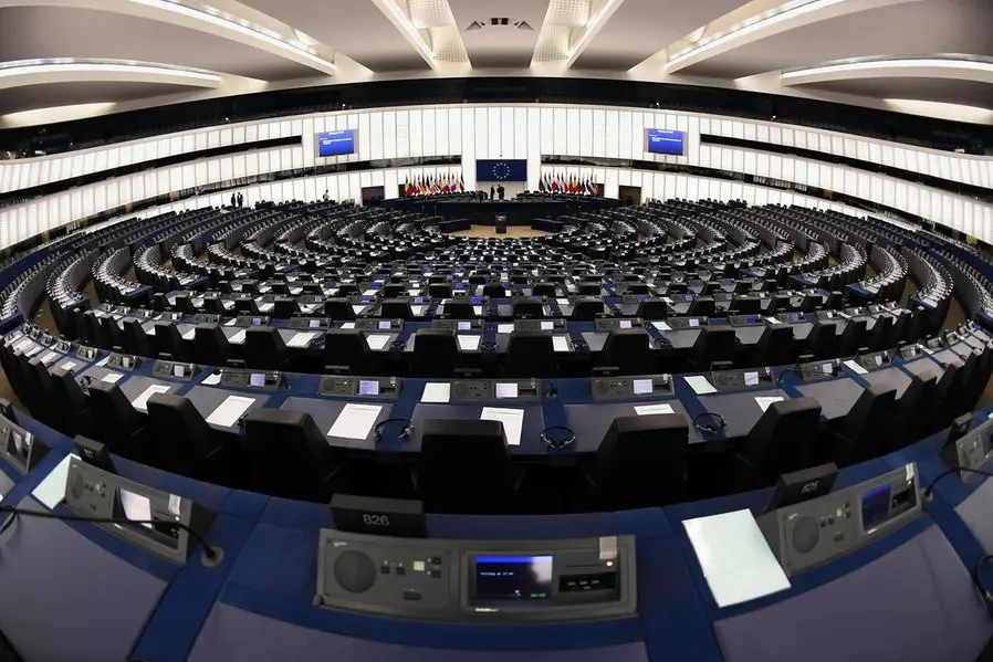 Il Parlamento Ue (Ansa)