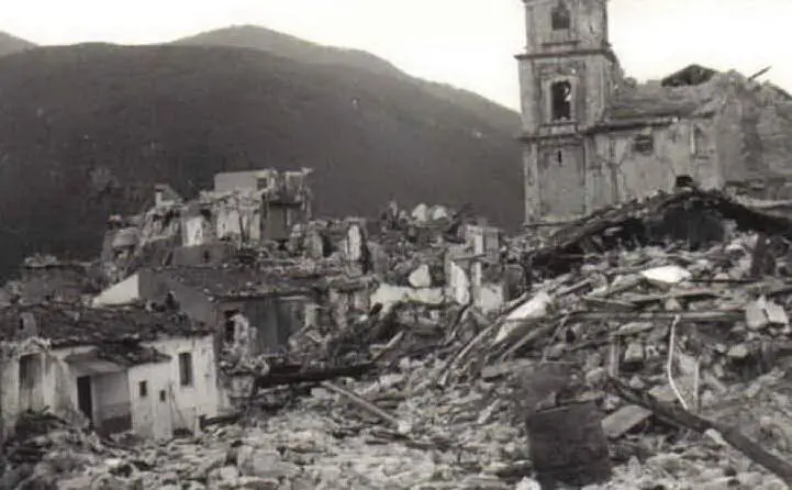 #AccaddeOggi: 23 novembre 1980, il sisma dell'Irpinia