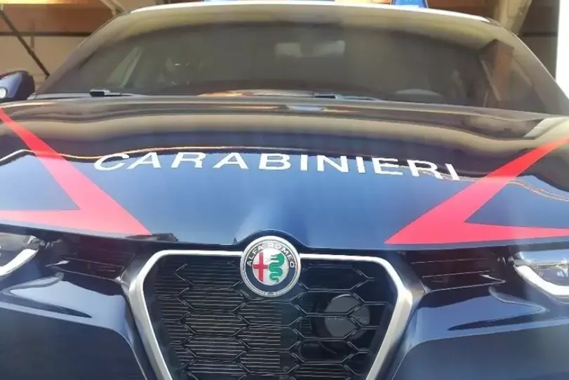 Un'auto dei carabinieri