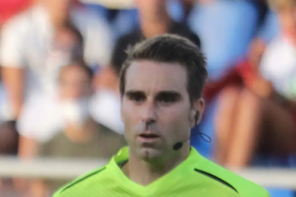 Francesco Fourneau, che arbitrerà Parma-Cagliari