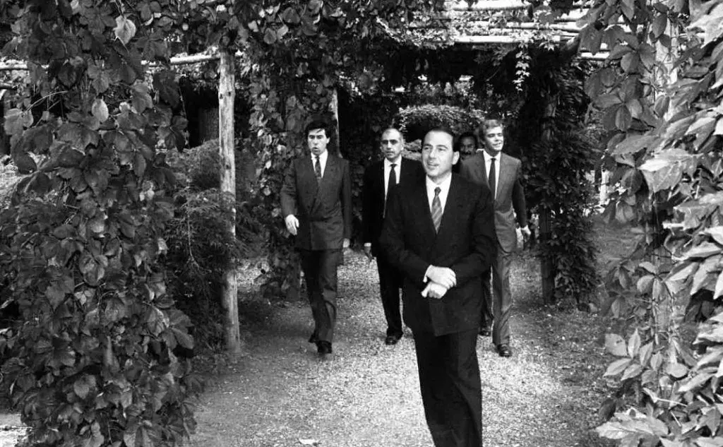 A Milanello, con Berlusconi, Braida e Galliani, nel 1986 (Ansa)
