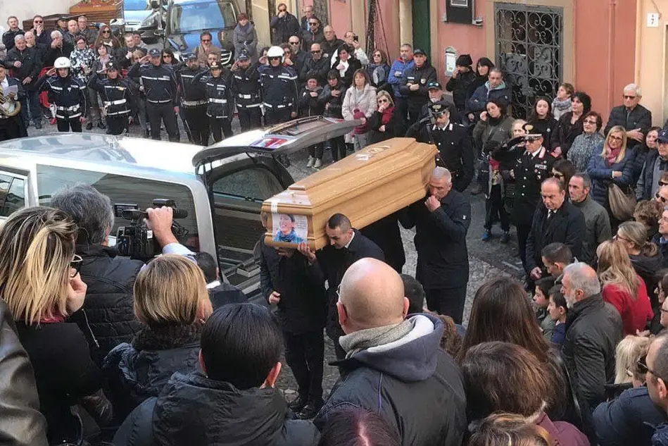 I funerali di Michela (Archivio L'Unione Sarda)