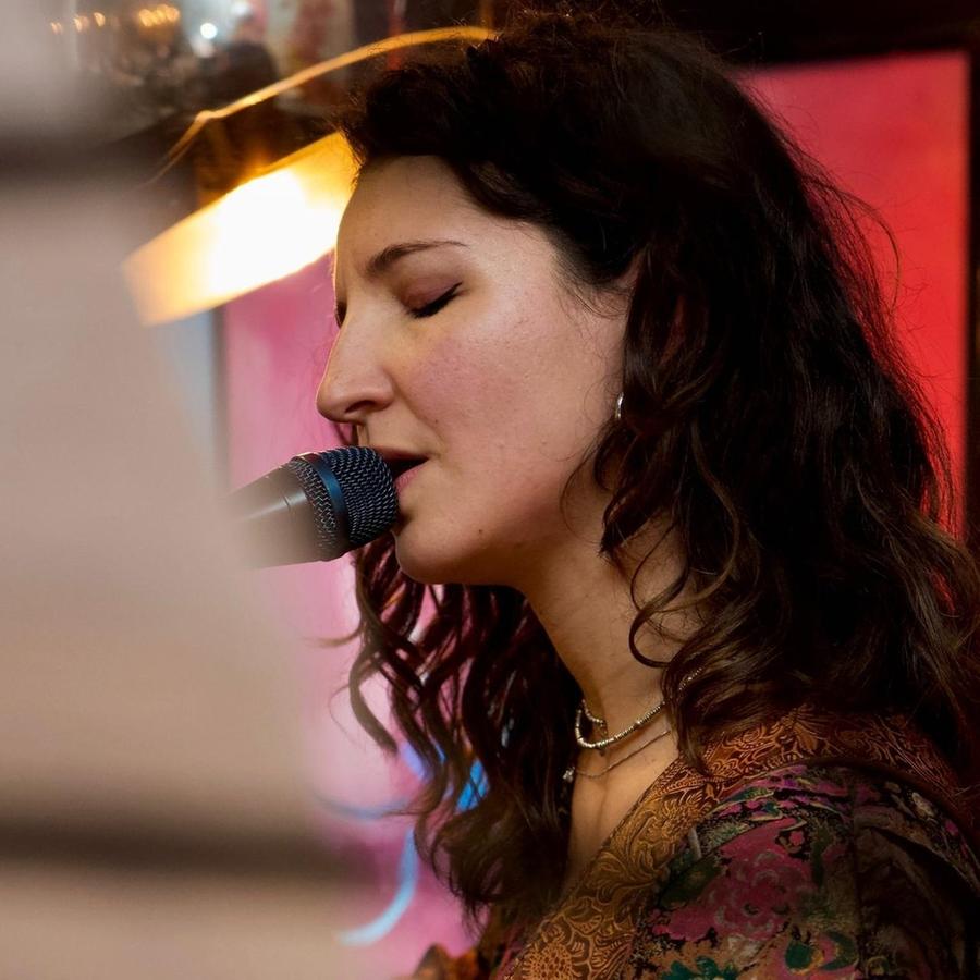 Mayòlica e i suoi "Irragionevoli Dubbi": l’appuntamento al Cousinà di Cagliari