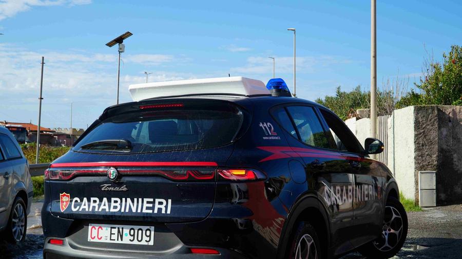 Accoltellato e ucciso nel suo podere, ottantenne trovato in una pozza di sangue